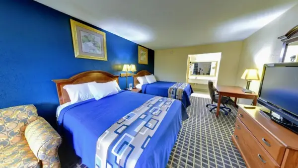 Dahlonega Mountain Inn 9