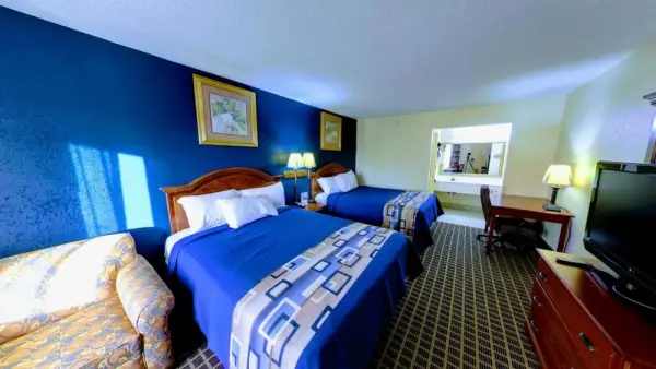 Dahlonega Mountain Inn 8